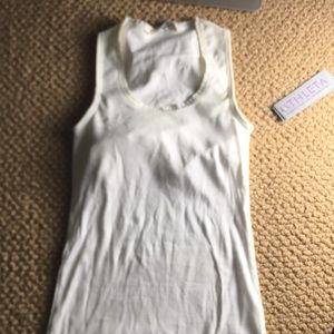 Athleta XS White tank top with shelf bra